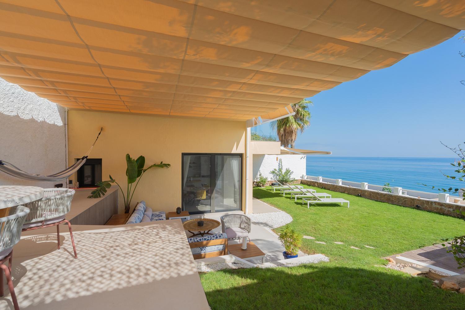 Private 250Sqm Garden Duplex, Jacuzzi, Cinema, Sea View Escape Leilighet Torremolinos Eksteriør bilde