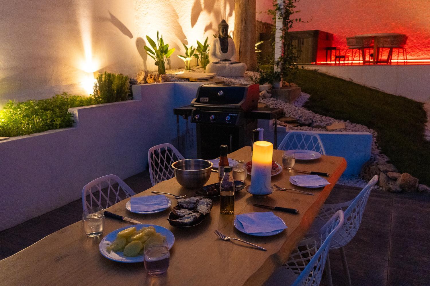 Private 250Sqm Garden Duplex, Jacuzzi, Cinema, Sea View Escape Leilighet Torremolinos Eksteriør bilde