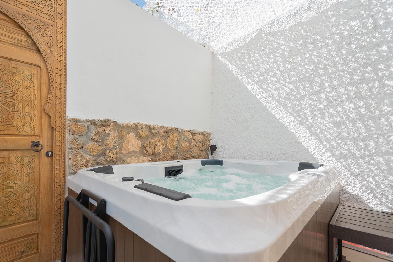 Private 250Sqm Garden Duplex, Jacuzzi, Cinema, Sea View Escape Leilighet Torremolinos Eksteriør bilde