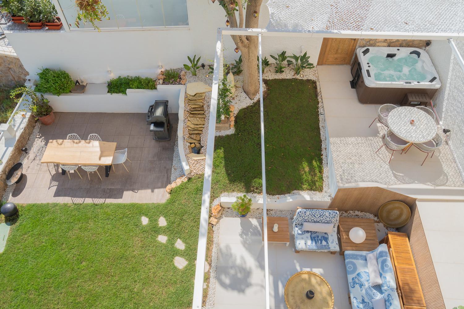 Private 250Sqm Garden Duplex, Jacuzzi, Cinema, Sea View Escape Leilighet Torremolinos Eksteriør bilde